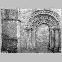 Audrieu, Portail aveugle du transept sud, photo Engerand, culture.gouv.fr,.jpg